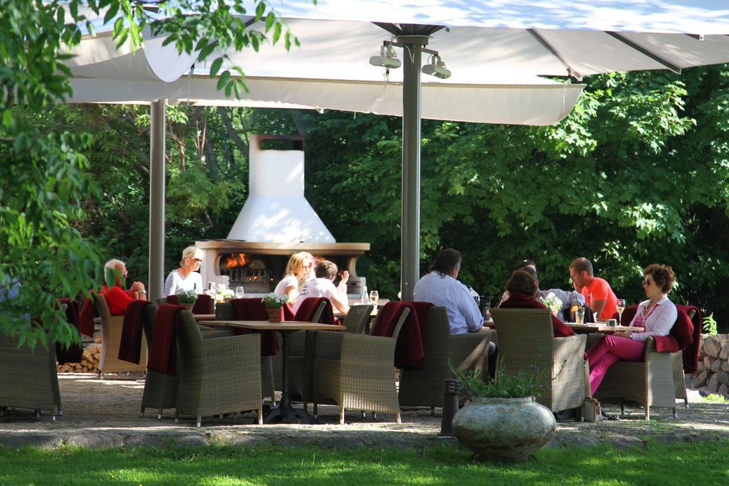 Paedaste Manor Dış mekan fotoğraf